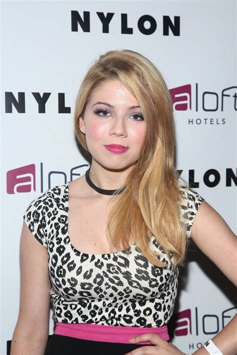 Jennette McCurdy Body Measurements, Height,。